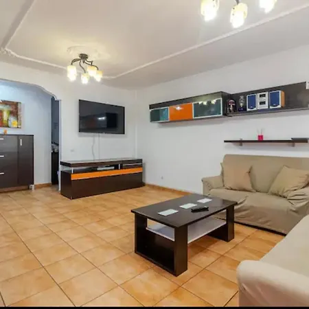 Casa Carlos * 科拉雷侯